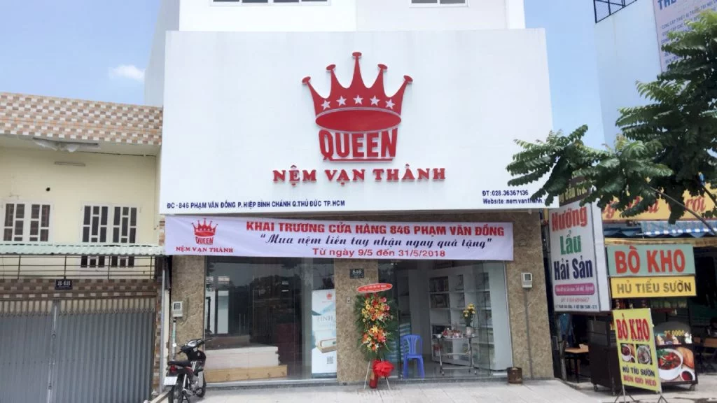 Showroom nệm Vạn Thành